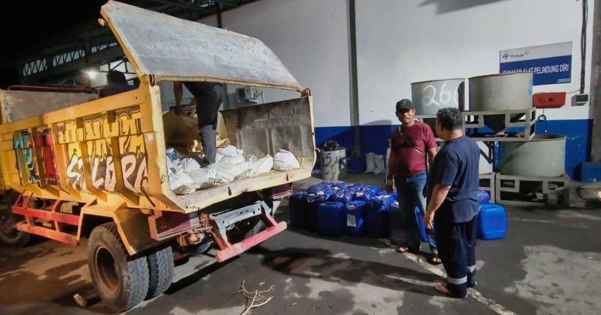 TNI AL Dalam Satgas Halilintar Kembali Gagalkan upaya Penyelundupan Timah di Pantai Tanjung Berikat dan Pangkal Pinang