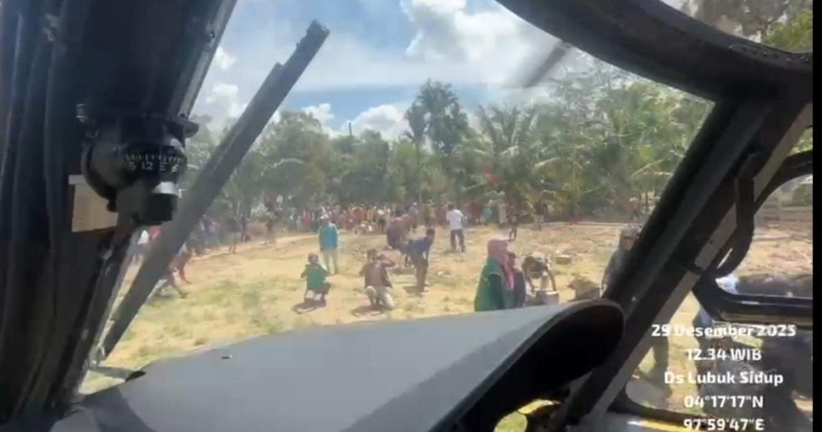 Distribusi Logistik Terus Dikerahkan Melalui Udara, Helikopter TNI AL Kirim Bantuan ke Aceh Tamiang