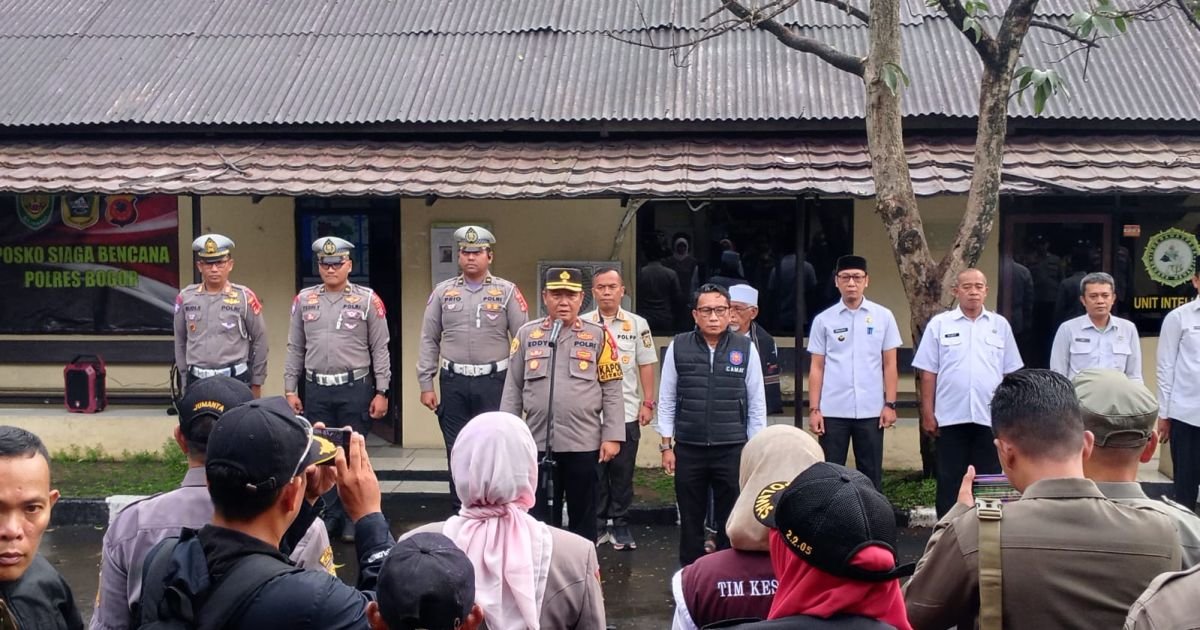 Kapolsek Citeureup Pimpin Apel Gabungan Pengamanan Malam Tahun Baru 2026