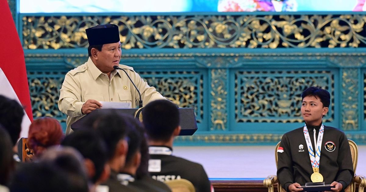 Pecahkan Rekor Dunia di SEA Games 2025, Lifter TNI Rizki Juniansyah Dianugerahi Kenaikan Pangkat Luar Biasa