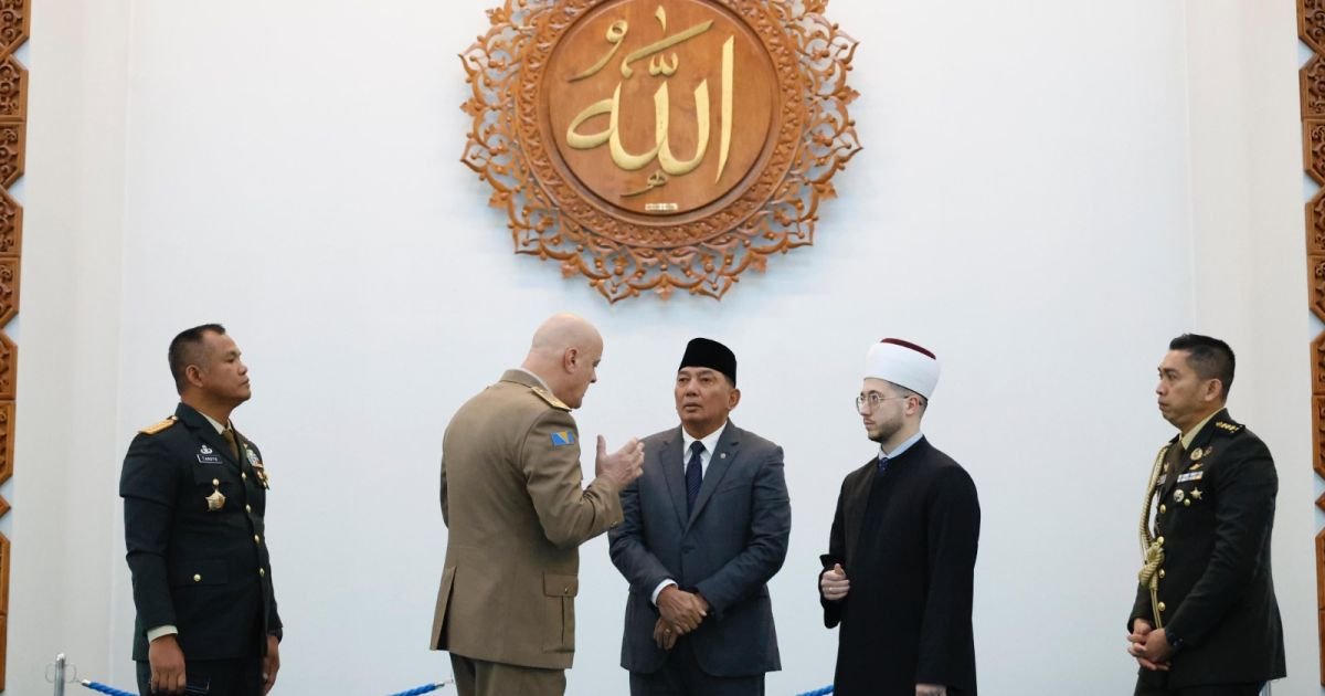 Wakil Panglima TNI Dampingi Menhan RI Kunjungi Masjid Soeharto di Sarajevo, Simbol Solidaritas Indonesia–Bosnia