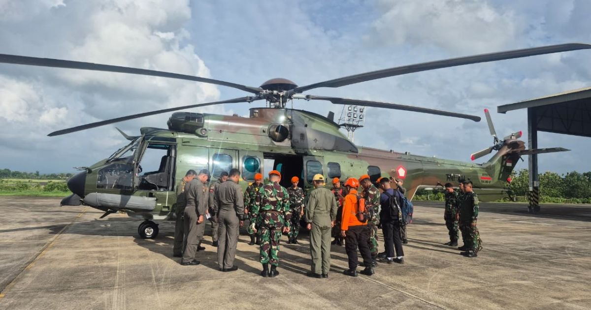 Lanud Sultan Hasanuddin Kerahkan Helikopter Caracal Bantu Pencarian Pesawat ATR 42-500 yang Hilang Kontak