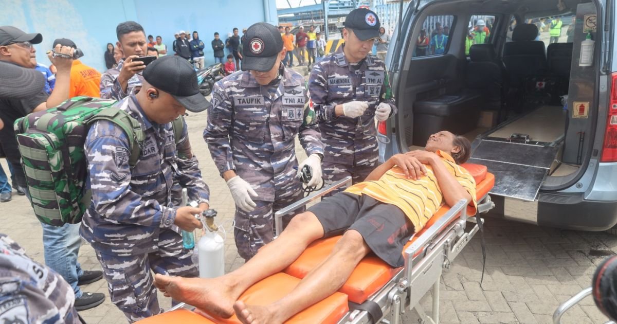 TNI Angkatan Laut melalui Komando Daerah TNI AL (Kodaeral) V berhasil mengoordinasikan aksi penyelamatan cepat terhadap 18 Anak Buah Kapal (ABK) KM Puji Manunggal Sejati yang mengalami kecelakaan laut di perairan Masalembo, Rabu (21/1/2026).