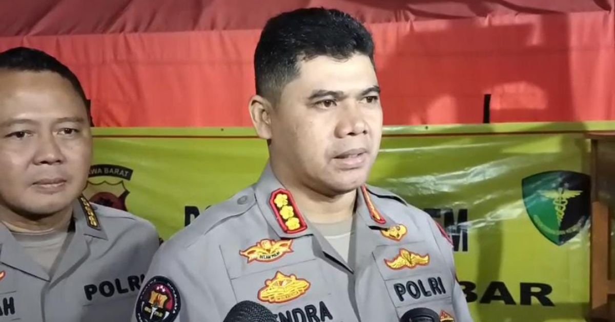 Tim Disaster Victim Identification (DVI) Polda Jawa Barat kembali merilis perkembangan terbaru proses identifikasi korban bencana pada Senin malam. Hingga pukul 19.00 WIB, Posko DVI Polda Jawa Barat telah menerima total 50 kantong jenazah