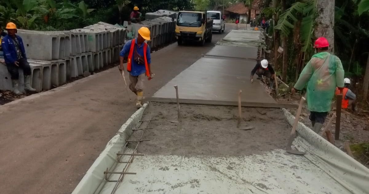 Pemerintah Respon Usulan Masyarakat, Peningkatan Jalan Citeureup-Sukamakmur 