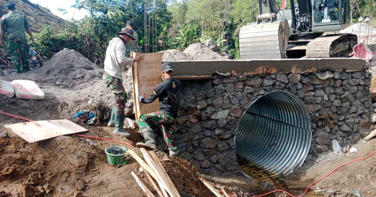 Satgas Gulbencal Kodam IM Percepat Jembatan Armco Bener Meriah, Akses Vital Warga Segera Pulih
