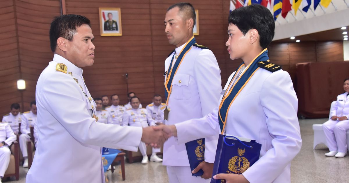 KEPALA STAF TNI AL BERIKAN PEMBEKALAN PADA PERWIRA REMAJA LULUSAN SEPA PK 2026
