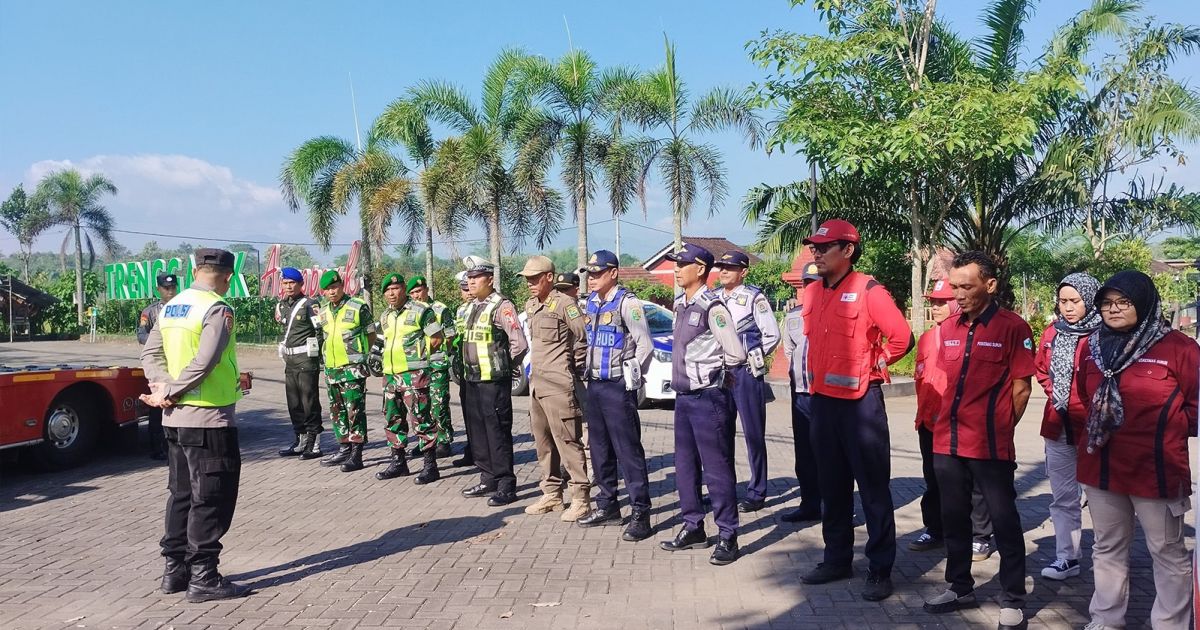TNI Perkuat Pengamanan Arus Mudik Lebaran 2026 di Trenggalek, Ratusan Prajurit Siaga di Titik Strategis