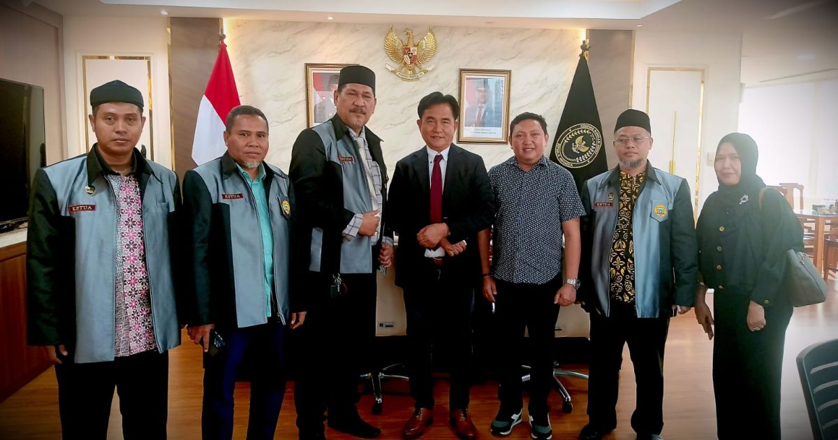 PB FORMULA Temui Menko KUMHAM Imipas Yusril, Bahas Penguatan Karakter Bangsa dan Kenang Perjuangan Politik 2017