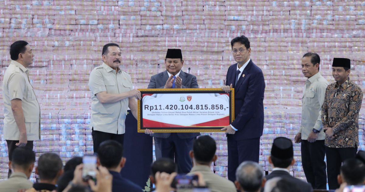 Penyerahan Rp11,4 Triliun dan Penguasaan Kembali Kawasan Hutan Tahap VI oleh Satgas PKH