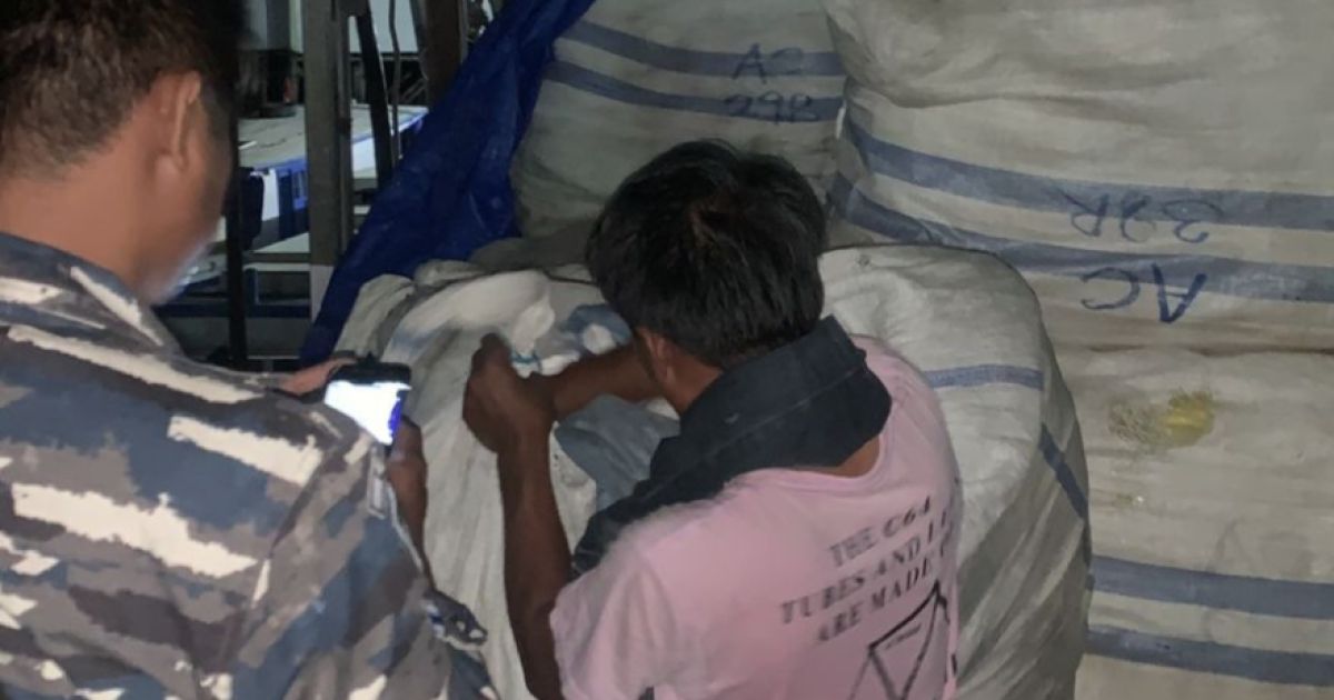 AKSI CEPAT TANGGAP TNI AL GAGALKAN PENYELUNDUPAN BALLPRESS DI TARAKAN