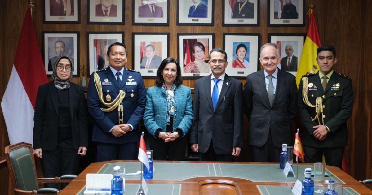 Athan RI Dampingi Dubes RI Terima Kunjungan Menhan Spanyol di KBRI Madrid