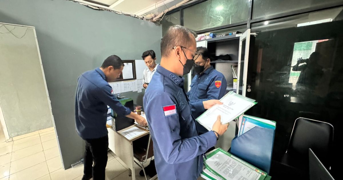 Kejati Banten Geledah Kantor PT ABM, Sita 90 Bundel Dokumen