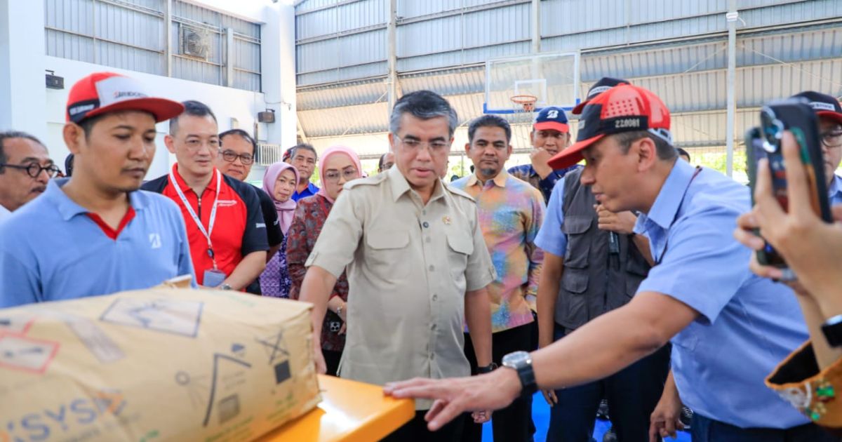 Menaker: Serikat Pekerja Bukan Lawan Perusahaan, tapi Penjaga Hak Pekerja