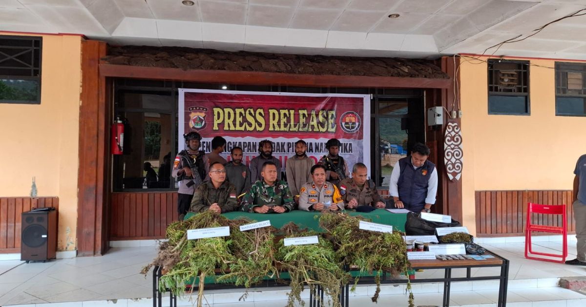 TNI-Polri Gelar Press Release Pengungkapan Tindak Pidana Narkotika di Kabupaten Pegunungan Bintang