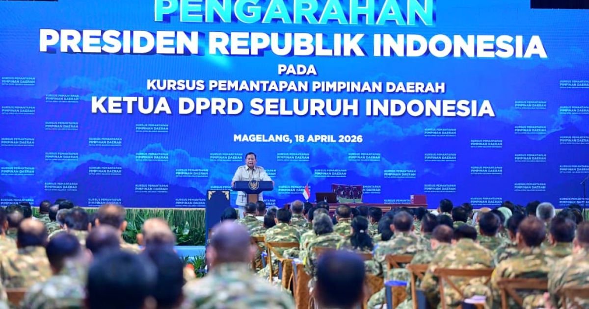 Panglima TNI Dampingi Presiden RI Berikan Pengarahan kepada Ketua DPRD Seluruh Indonesia