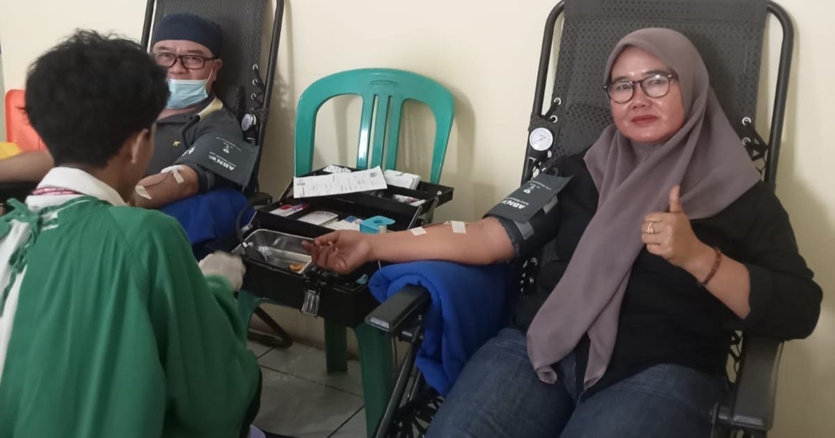 Klinik Anggi–UTD RSUD Cileungsi Gelar Donor Darah, Puluhan Warga Antusias