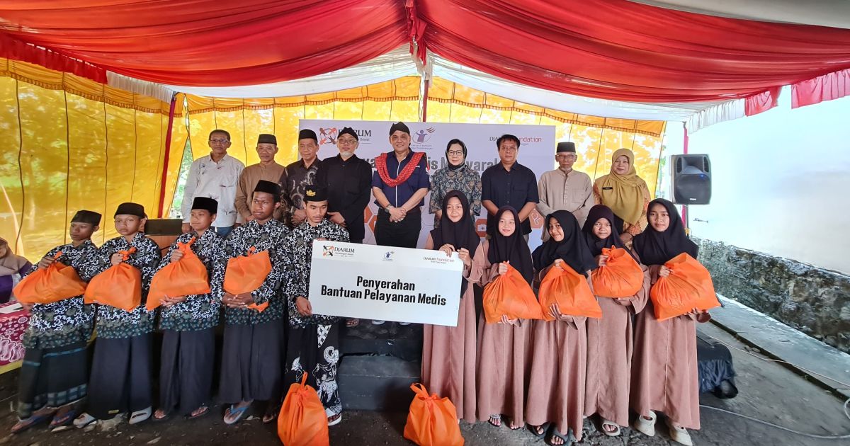 Antusias Warga Jetis Karangpung Ikuti Baksos Djarum Foundation dan YBSI ke 32 di PP Daarul Mutholaah