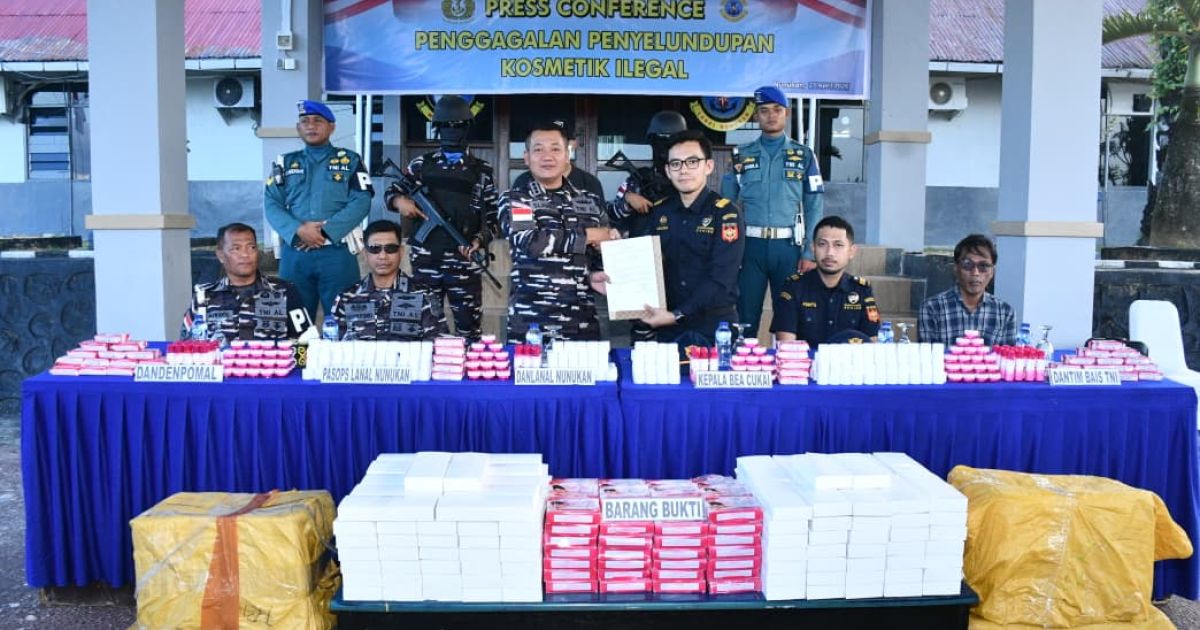 TNI AL dan Bais TNI Gagalkan Upaya Penyeludupan 1832 Item Kosmetik Ilegal di Perbatasan