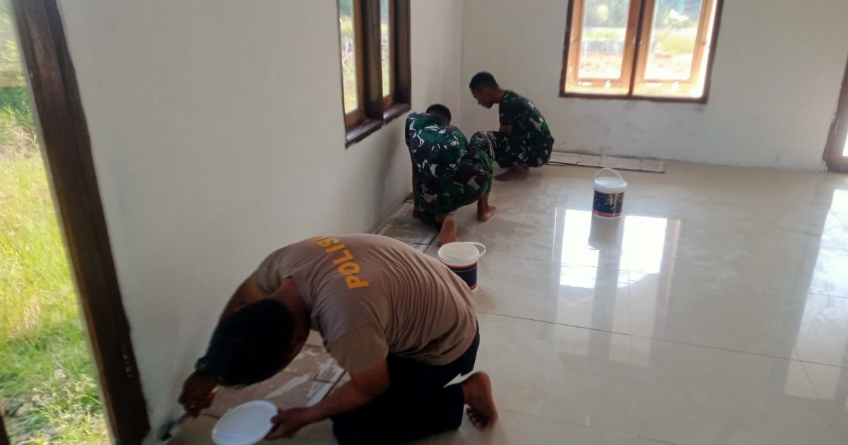 Detail Kecil, Hasil Besar: Sentuhan Akhir Mushola TMMD 128 Gebang