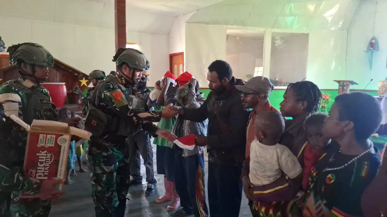 Sambut Perayaan Natal 2025, Prajurit Marinir TNI AL Gelar Karya Bakti Pembangunan Gereja Katolik ST. Fransiskus di Papua 