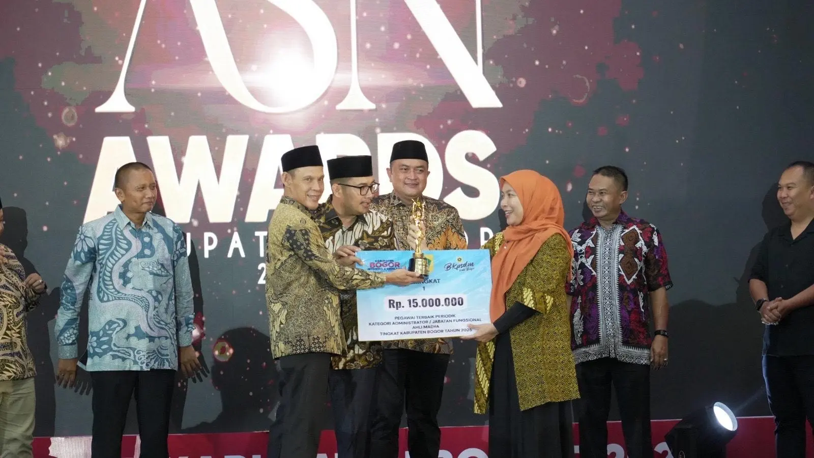 ASN Award 2025 Jadi Momentum Percepatan Perubahan, Bupati Bogor Tegaskan ASN Harus Berlari Lebih Cepat