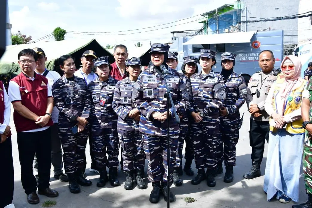 Jelang HUT ke - 63 Korps Wanita TNI AL Gelar Bakti Sosial Kesehatan Tunjukan Solidaritas dengan Masyarakat di Koja Jakarta Utara 