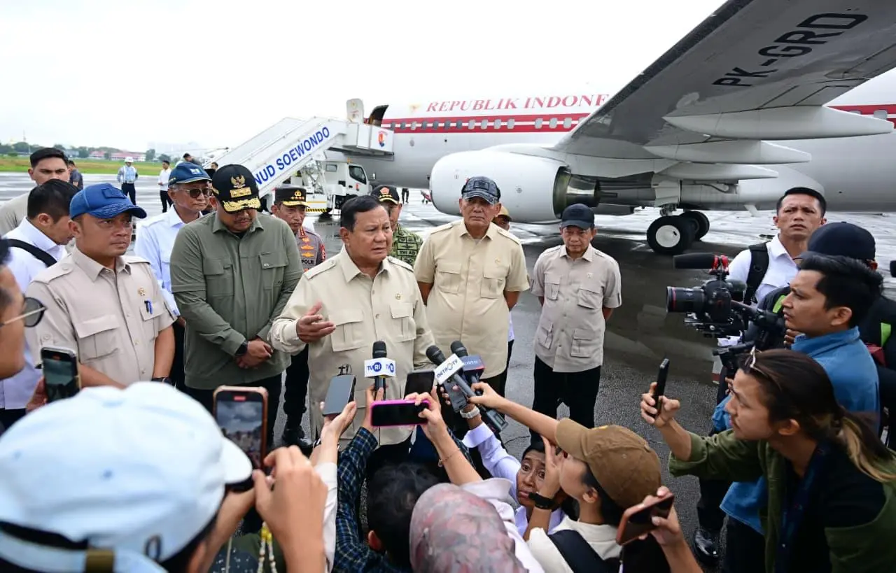 Panglima TNI Dampingi Presiden RI Pastikan Penanganan dan Pemulihan Bencana Terkendali
