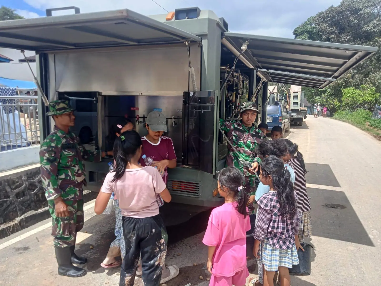 Mobil RO Yon Zipur 1/DD Siap Pastikan Ketersedian Air Bersih Di Tapanuli Utara