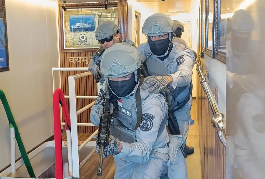 Bakamla RI dan Indian Coast Guard Gelar Passing Exercise di Laut Jawa