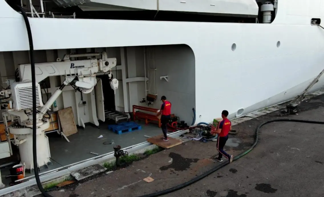 Tanjung Datu-301 Salurkan Bantuan Korban Bencana di Sumatra