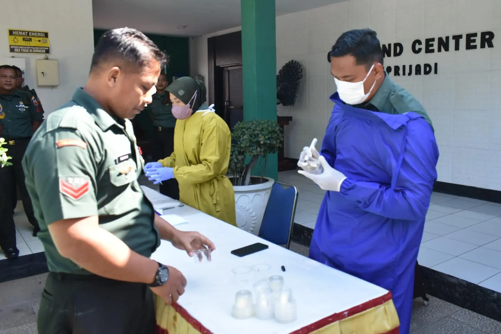 Puluhan Personel Korem 081/DSJ Jalani Tes Urine, Seluruhnya Negatif Narkoba