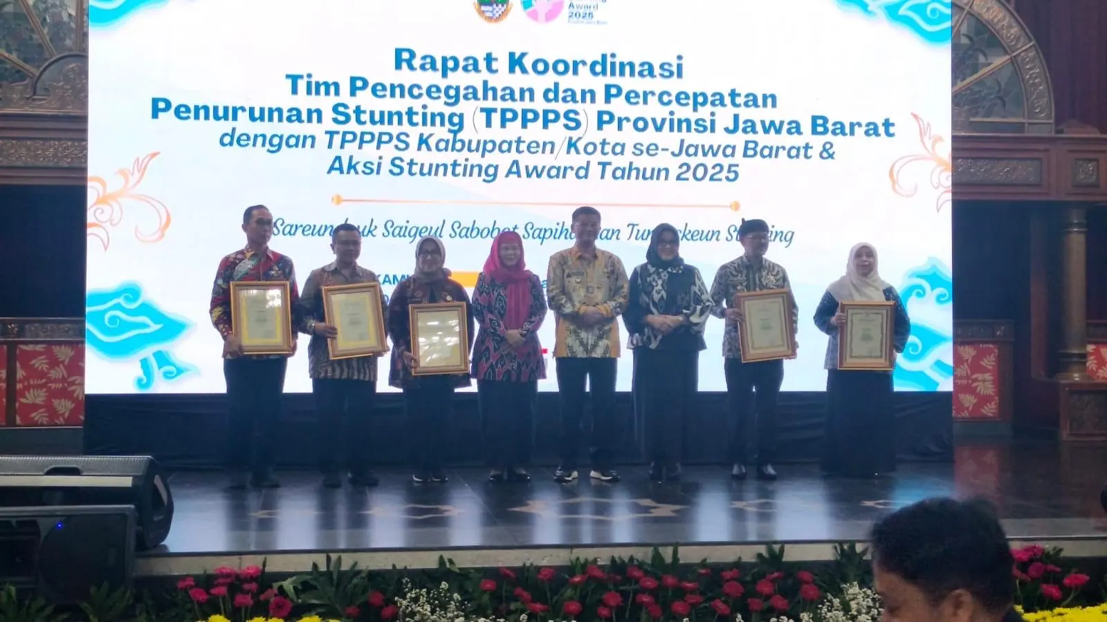 Kabupaten Bogor Raih Penghargaan Akseleratif Progresif Penurunan Stunting Tingkat Jawa Barat 2025